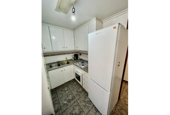 Revente - Appartement -
Torrevieja - Playa de cura