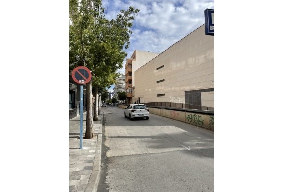Revente - Appartement -
Torrevieja - Playa de cura