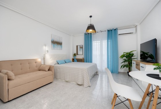 Herverkoop - Appartement / Flat -
Torrevieja - Costa Blanca