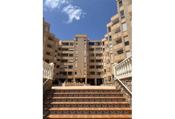 Herverkoop - Appartement / Flat -
Torrevieja - Costa Blanca