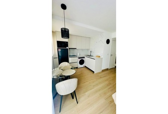 Herverkoop - Appartement / Flat -
Torrevieja - Costa Blanca