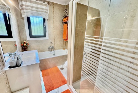 Sprzedaż - Willa wolnostojąca -
Algorfa - Lomas de la Juliana