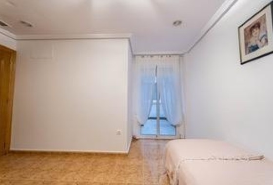 Herverkoop - Appartement / Flat -
Torrevieja - Playa del Cura