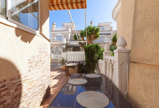 Venta - Chalet Independiente -
Orihuela Costa - Los Almendros-la Florida