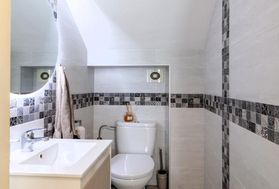 Venta - Chalet Independiente -
Orihuela Costa - Los Almendros-la Florida
