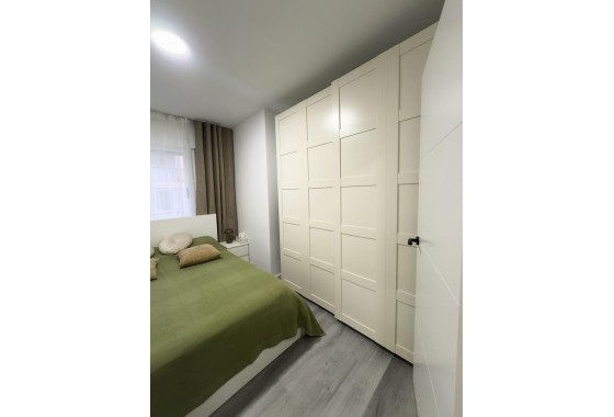 Revente - Appartement -
Torrevieja - Curva del Palangre