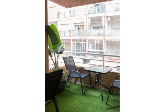 Revente - Appartement -
Torrevieja - Curva del Palangre