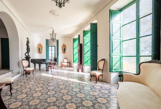 Sale - Detached Villa -
Alicante - Costa Blanca