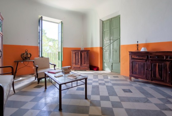 Sale - Detached Villa -
Alicante - Costa Blanca