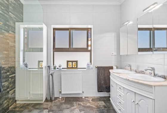 Herverkoop - Vrijstaande Villa -
Ciudad Quesada - Rojales - Ciudad Quesada