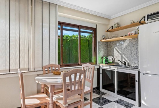 Herverkoop - Vrijstaande Villa -
Algorfa - Castillo de montemar