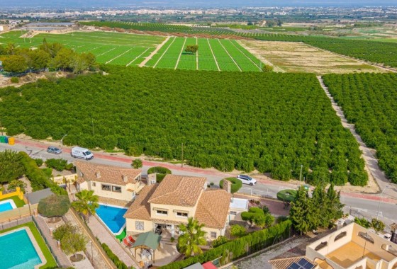 Herverkoop - Vrijstaande Villa -
Algorfa - Castillo de montemar