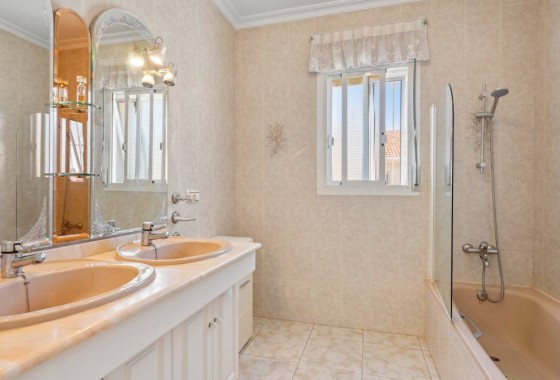 Sale - Detached Villa -
Ciudad Quesada - Rojales - Ciudad Quesada