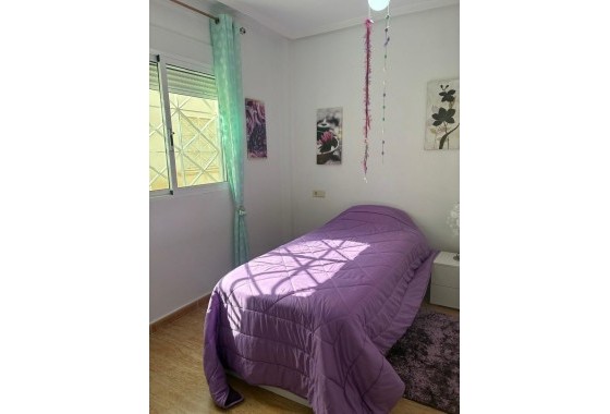 Herverkoop - Appartement / Flat -
Orihuela Costa - Los Almendros-la Florida