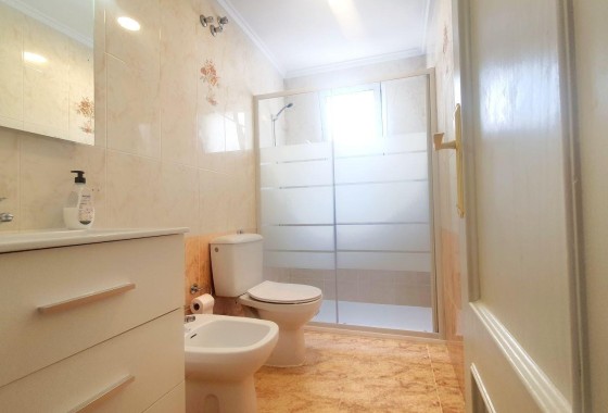 Revente - Appartement -
Torrevieja - Estacion de autobuses