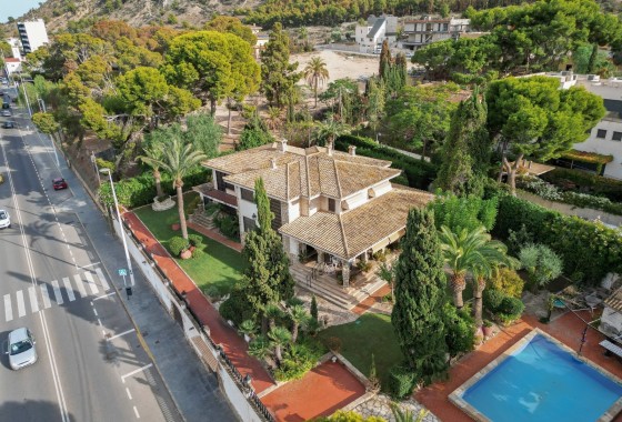 Sale - Detached Villa -
Alicante - Costa Blanca