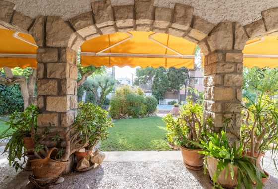 Sale - Detached Villa -
Alicante - Costa Blanca