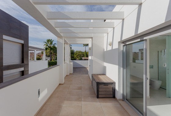 Venta - Chalet Independiente -
Orihuela Costa - Costa Blanca