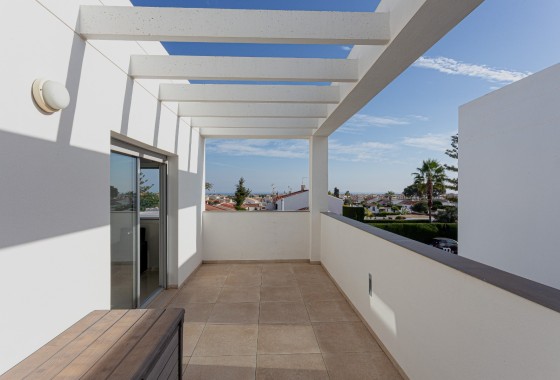 Venta - Chalet Independiente -
Orihuela Costa - Costa Blanca