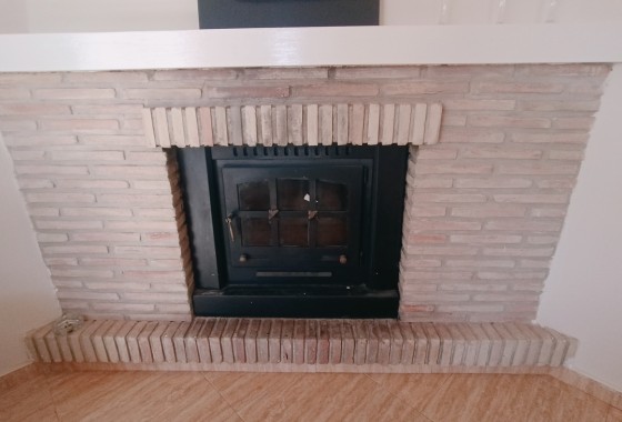 Resale - Freistehende Villa -
Avileses - Inland
