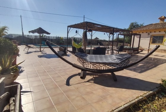 Resale - Freistehende Villa -
Avileses - Inland