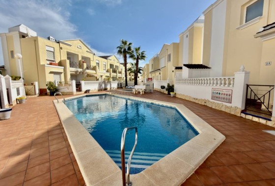 Herverkoop - Appartement / Flat -
Torrevieja - Playa del Cura