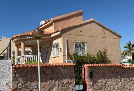 Resale - Freistehende Villa -
Ciudad Quesada - Rojales - Rojales
