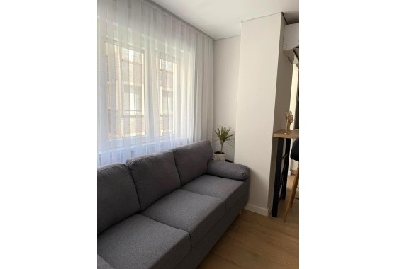 Revente - Appartement -
Torrevieja - Paseo maritimo