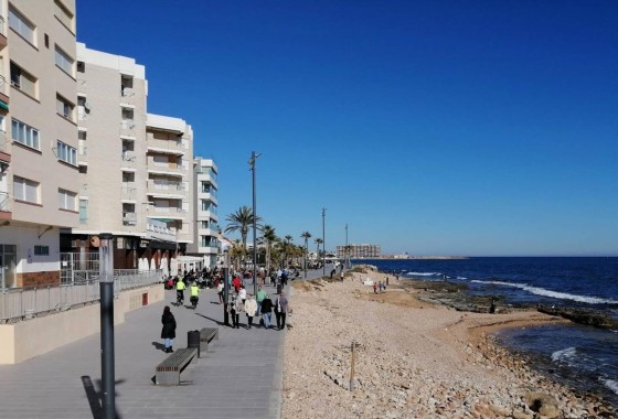 Sprzedaż - Apartament / Mieszkanie -
Torrevieja - Curva del Palangre