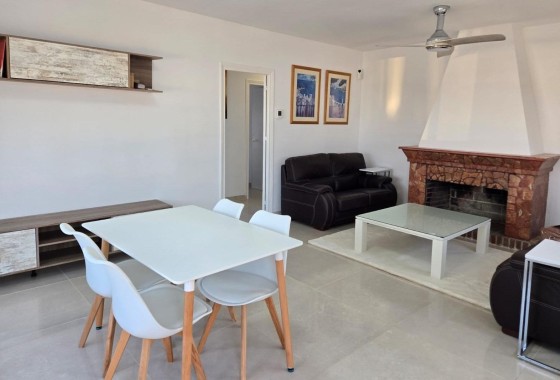 Herverkoop - Stadswoning -
Torrevieja - La Mata