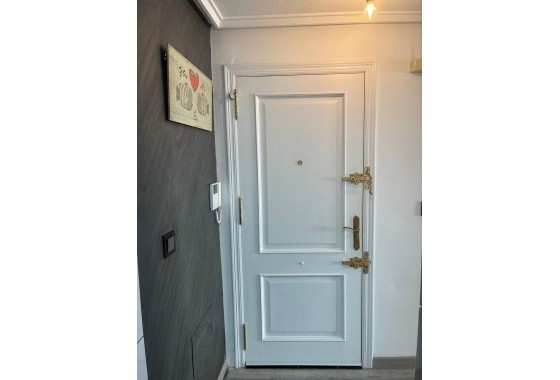 Herverkoop - Appartement / Flat -
Torrevieja - Center