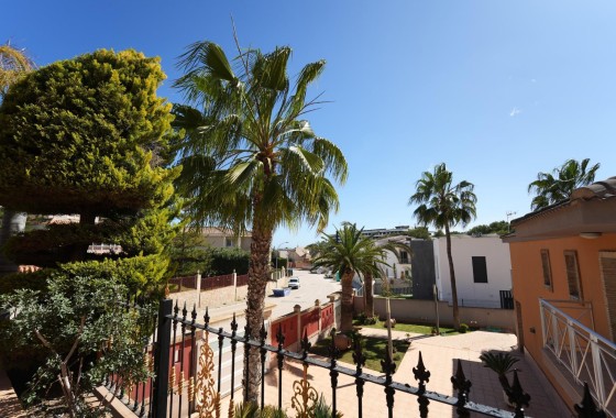 Herverkoop - Vrijstaande Villa -
Orihuela Costa - Campoamor