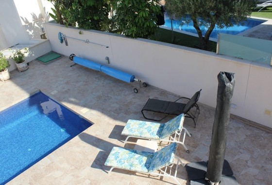 Revente - Villa Individuelle -
San Miguel de Salinas - Inland