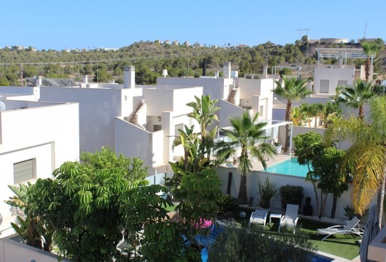 Revente - Villa Individuelle -
San Miguel de Salinas - Inland