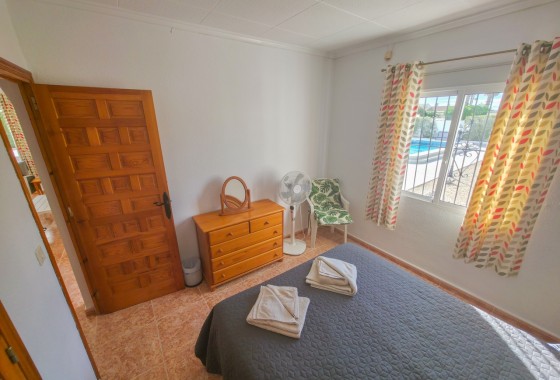 Sprzedaż - Willa wolnostojąca -
Torrevieja - Costa Blanca