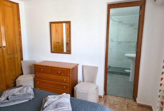 Sprzedaż - Willa wolnostojąca -
Torrevieja - Costa Blanca