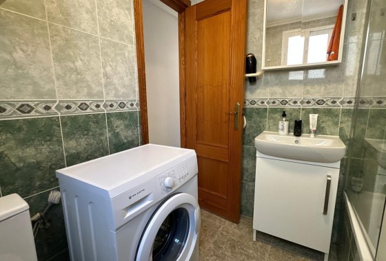 Revente - Appartement -
Torrevieja - Estacion de autobuses