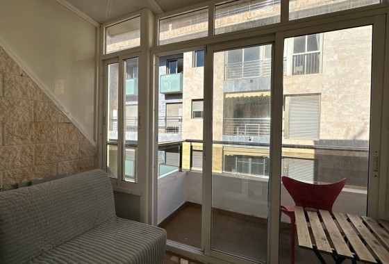 Revente - Appartement -
Torrevieja - Estacion de autobuses