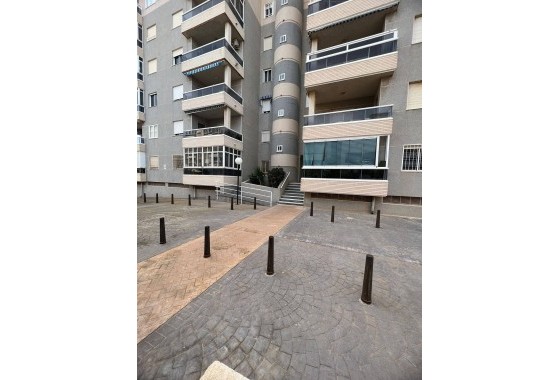 Herverkoop - Appartement / Flat -
Torrevieja - Aguas Nuevas