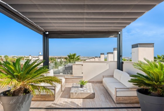Venta - Chalet Independiente -
Cabo Roig - Costa Blanca