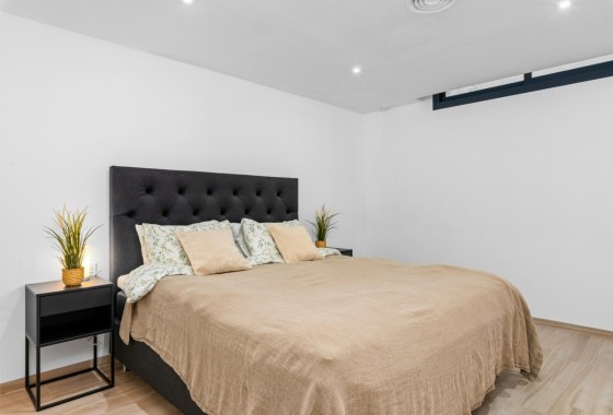 Venta - Chalet Independiente -
Cabo Roig - Costa Blanca