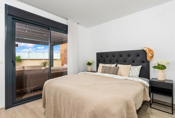 Venta - Chalet Independiente -
Cabo Roig - Costa Blanca
