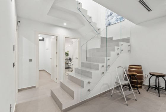 Herverkoop - Vrijstaande Villa -
Algorfa