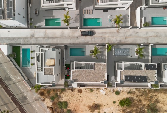 Herverkoop - Vrijstaande Villa -
Algorfa