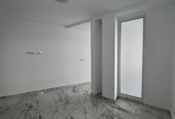 Venta - Apartamento / Piso -
Torrevieja - PLAYA LOS LOCOS