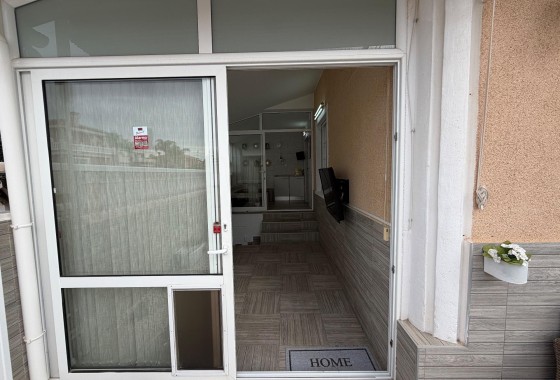 Sale - Town house -
Orihuela Costa - La Zenia