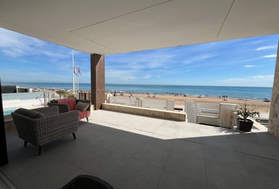 Herverkoop - Vrijstaande Villa -
Torrevieja - La Mata
