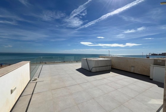 Herverkoop - Vrijstaande Villa -
Torrevieja - La Mata