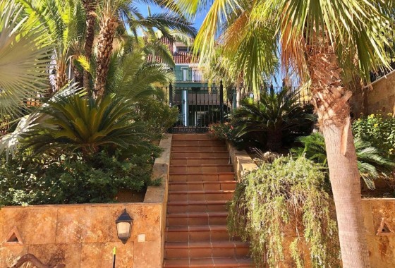 Resale - Freistehende Villa -
El Palmar