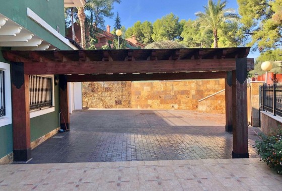 Resale - Freistehende Villa -
El Palmar